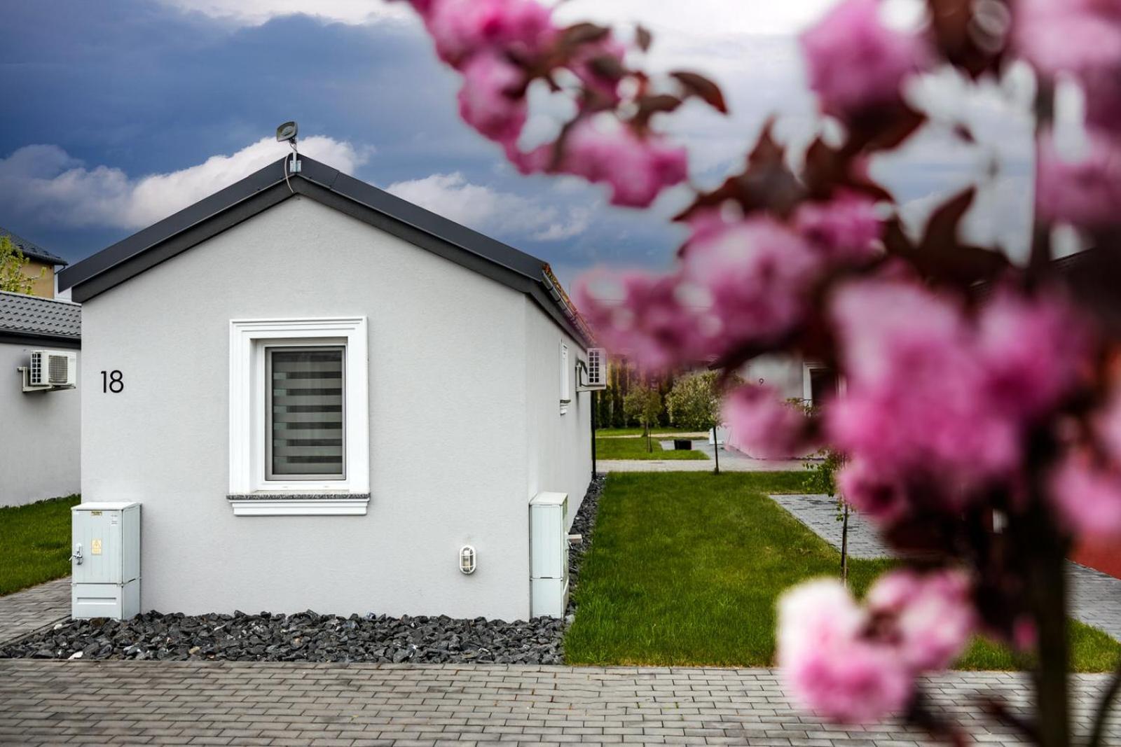 Fantazja Resort Zator Kültér fotó